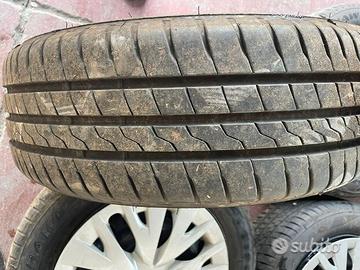 Ricambi disponibili cerchi toyota yaris