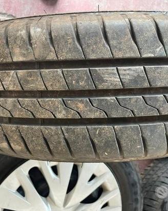 Ricambi disponibili cerchi toyota yaris