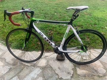 Bici da corsa carbono