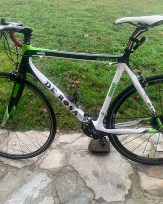 Bici da corsa carbono