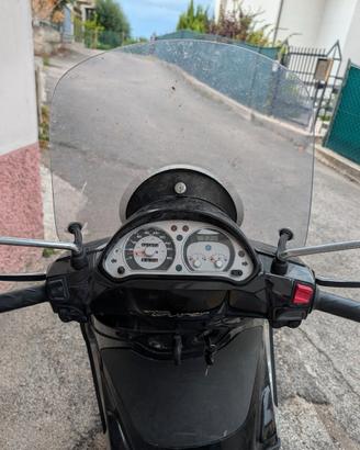 Piaggio Beverly 300
