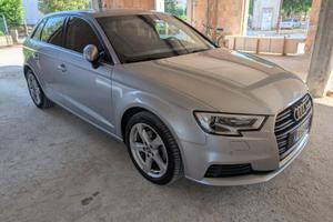 Audi a3 1.6 TDI Stronic sport