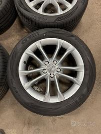 Cerchi in lega Audi Q3 con pneumatici estivi