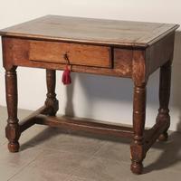 Antico tavolo/scrittoio del XVIII