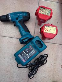 Trapano makita con Batterie e caricatore