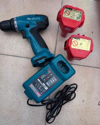 Trapano makita con Batterie e caricatore