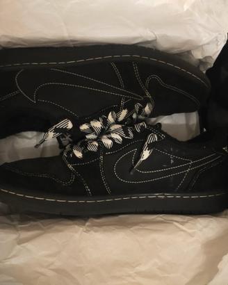 Jordan 1 low travis scott phantom
