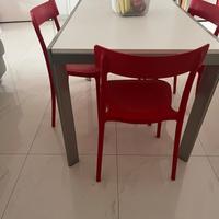 Tavolo bianco allungabile + 4 sedie calligaris