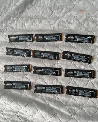 12 SSD SAMSUNG 500GB