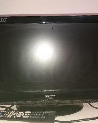 TV LCD United 22 pollici con DVD e digitale terres