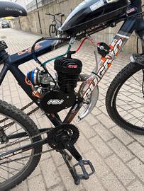 bicicletta MTB da 26" a motore 2 tempi