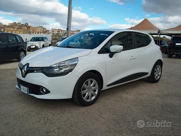 RENAULT CLIO 1.2 CV.75 5P LIFE "2015"