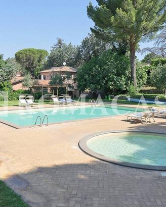 Appartamento di 125 m² con 4 locali a Grottaferrat