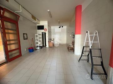 NEGOZIO A RIMINI
