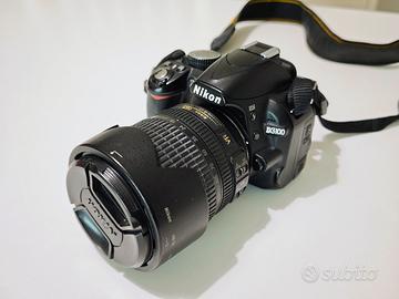 Nikon D3100 + 18-105 VR + scheda SD e borsa
