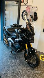 Honda X-ADV 750 DECAT ARROW GOMME PIRELLI 90% PERF