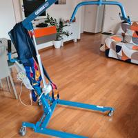 Sollevatore elettrico per anziani e disabili