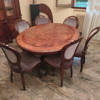 tavolo arte povera con vetrina e sedia 