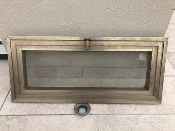 Finestra in alluminio