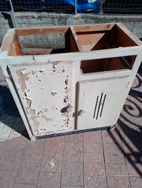 mobiletto da cucina o bagno 