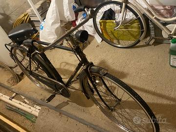 Umberto dey epoca uomo