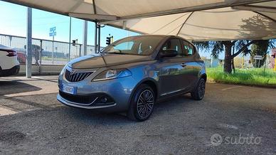 Lancia Ypsilon 1.0 FireFly 70cv Hybrid Albert...