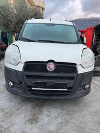 Vendiamo ricambi Fiat Doblò anno 2014