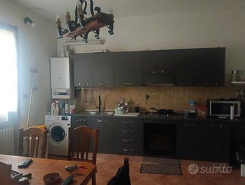 Porzione di casa bifamiliare
