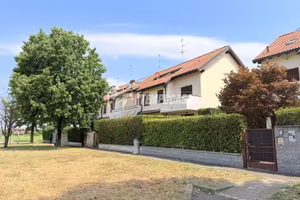 SPLENDIDA VILLA A SCHIERA DI TESTA CON BOX DOPPIO