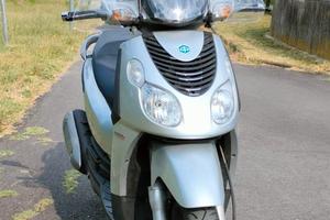Piaggio Carnaby 250 - 2011
