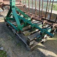 aratro solo telaio in foto 