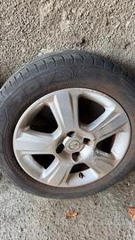 4 Pneumatici estivi su cerchi  Toyo 185/60 r15 h88