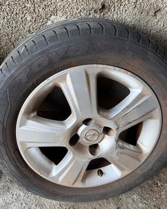 4 Pneumatici estivi su cerchi  Toyo 185/60 r15 h88