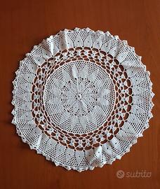 I CENTRINI DELLA NONNA: centro uncinetto rotondo