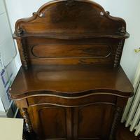 Servante in radica di noce