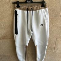 Pantalone nike tech fleece