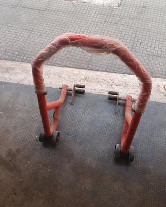 Carrelli controllo ruote moto