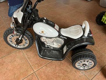 Moto elettrica polizia