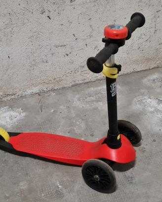 Monopattino a tre ruote Oxelo 