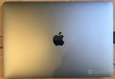 Macbook Air 13” M1 2020  (8-Core -256GB S + COVER