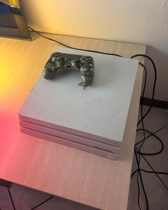 Ps4 pro + pad camo