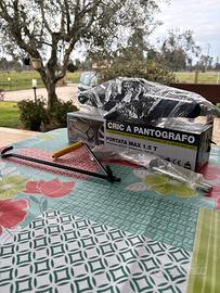 Ruotino di scorta e Cric a pantografo