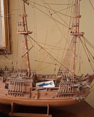 Modellino Navale Storico in Legno