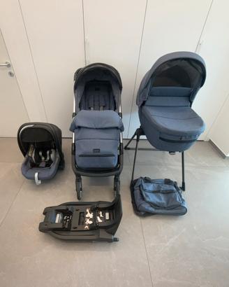 Trio Inglesina Aptica con base Isofix e borsa