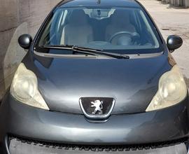 Peugeot 107 - 2006