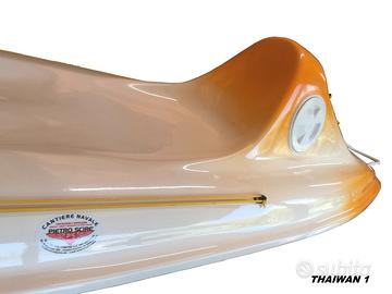 Canoa monoposto ( NUOVA )+ 1 PAGAIA PROFESSINALE