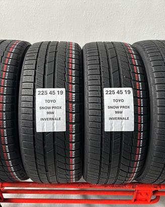 4 gomme 225 45 19 TOYO INVERNALE