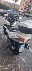 scooter honda swt  400