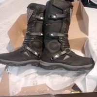 stivali da enduro 