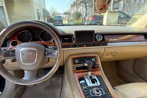 Audi A8 2006